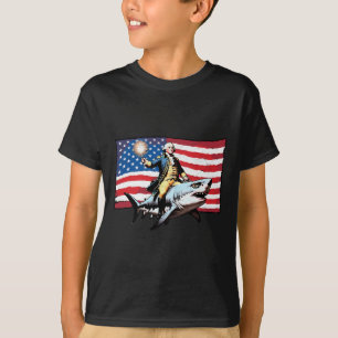 4. Juli George Washington Riding Shark America T-Shirt