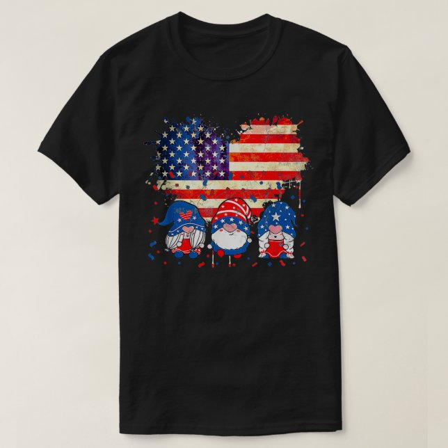 4. Juli Gnomes Patriotic American Flag Niedlich T-Shirt (Design vorne)