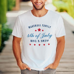 4. Juli GRILLEN und Brasse Custom Family Wiederseh T-Shirt<br><div class="desc">Stilvolle Shirts vom 4. Juli können für Ihre besondere Veranstaltung voll personalisiert werden. Das Design zeichnet sich durch klassische Marineinfarben,  Rot,  Weiß und Blau mit Sternakzenten aus.</div>