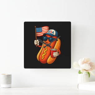 4. Juli Hotdog Funny Patriotic USA Flag Quadratische Wanduhr