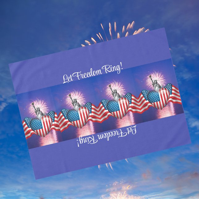 4. Juli "Lass Freedom Ring" Tischdecken (Von Creator hochgeladen)