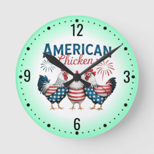 4. Juli Patriotisches Amerikanisches Hühnerdesign Runde Wanduhr