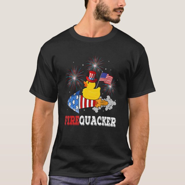 4. Juli Patriotisches Firecracker Gummi Enten Feue T-Shirt (Vorderseite)