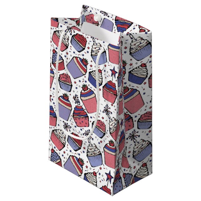 4. Juli Red White and Blue Patriotic Cupcakes Kleine Geschenktüte (Vorderseite Schrägansicht)