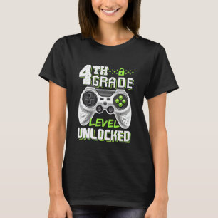 4. Klasse Level freigeschaltet Spiel auf 4. Klasse T-Shirt