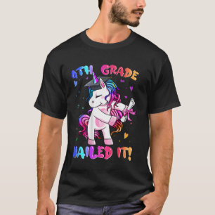 4. Klasse nagelte es einhorn glücklich letzten Tag T-Shirt