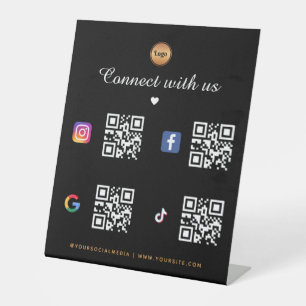 4 Social Media Qr Code Gold Logo TikTok Facebook Sockelschild