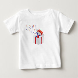 4. von Juli-Geschenkboxen mit Feuerwerken Baby T-shirt
