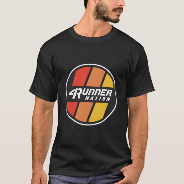 4Runner Nation Trd Stripe Abzeichen T-Shirt (Vorderseite)
