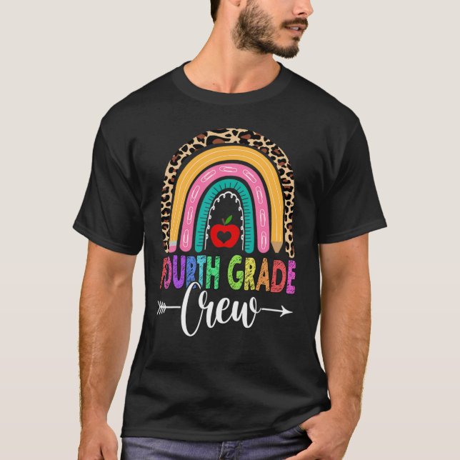 4th Fourth Grade Crew Rainbow Leopard Teacher Back T-Shirt (Vorderseite)