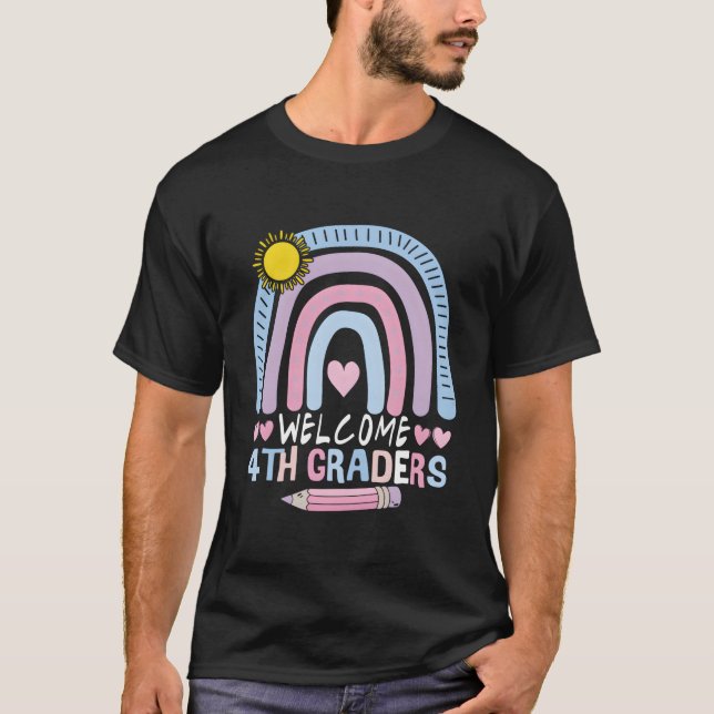 4Th Grade Teacher For Back To School With Rainbow  T-Shirt (Vorderseite)