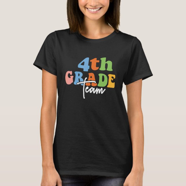 4th Grade Team Retro Groovy Women Happy First Day  T-Shirt (Vorderseite)