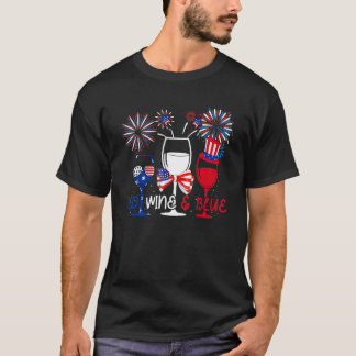 4th Of July Red White Blue Wine Glasses Fireworks  T-Shirt
