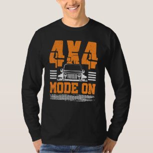 4x4-Modus auf Offroad-Abenteuer 4x4 Suv T-Shirt