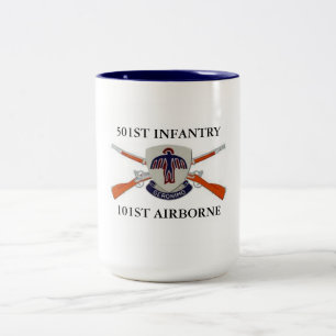 501ST INFANTERIE-101. IM FLUGZEUG TASSE