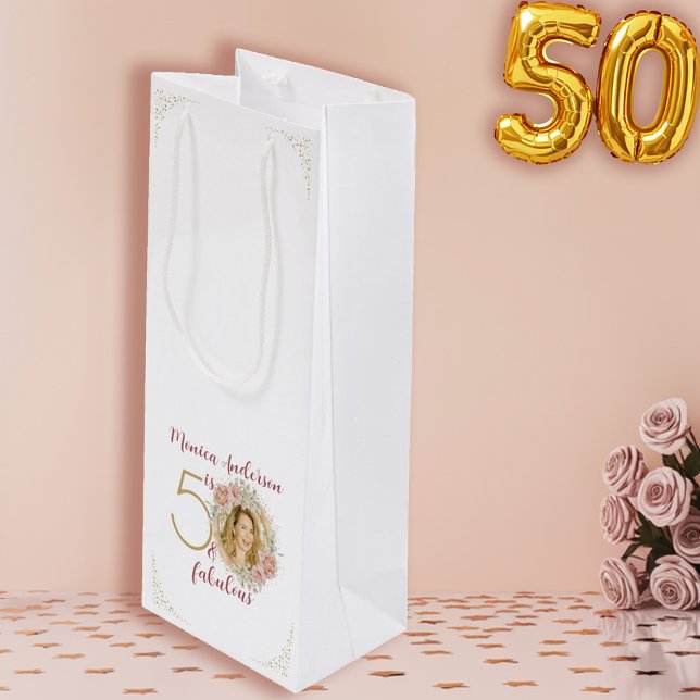  50 and Fabulous Pink Floral Gold Photo Birthday Geschenktüte Für Weinflaschen (50 and Fabulous Pink Floral Gold Photo Birthday Wine Gift Bag)