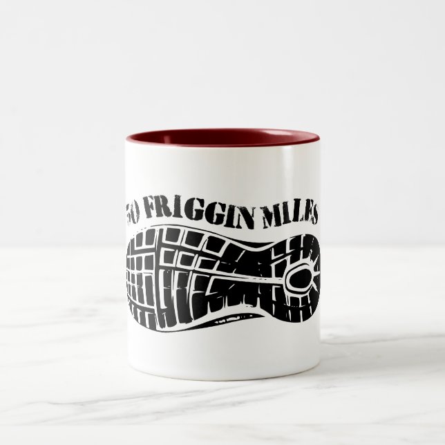 50 Friggin Miles Ultra Running Tread Zweifarbige Tasse (Mittel)