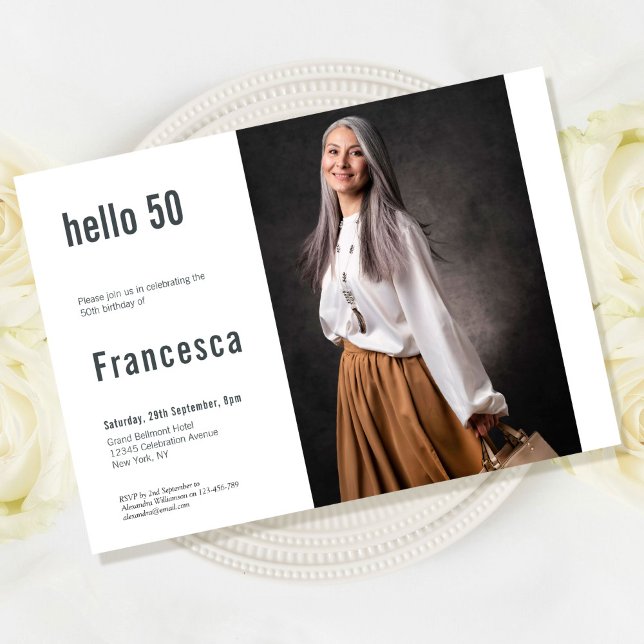 50. Geburtstag Custom Foto Hallo 50 Party Einladung (Hello 50 Birthday Party Invitation)