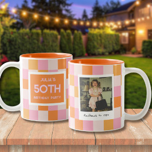 50. Geburtstag kariert Pink und Orange Zweifarbige Tasse
