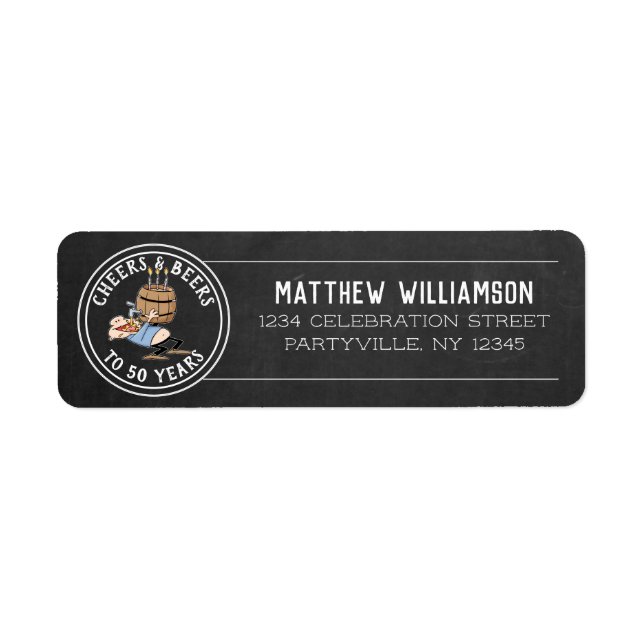 50. Geburtstag Weißer Käse und Bier auf Chalkboard (Vorne)