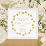 50. Goldene Hochzeit Jahrestag Ivy Wreath Acryl Tablett<br><div class="desc">Ein großartiges 50. Goldenes Hochzeitsjubiläum! Quadrat,  Acryl-Tray mit goldenem Efeu-Kränz-Design für viele Zwecke,  wie zum Beispiel ein Snack-Tray,  Lagerfach,  Display-Tray und mehr. Bearbeiten Sie die Tray-Namen und das Hochzeitstag,  indem Sie sie durch Ihre eigenen ersetzen. Wählen Sie die Größe Ihres Trains aus.</div>