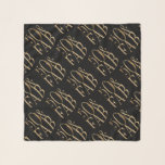 50 und Fab Birthday Imitate Gold Glitzer auf Black Schal<br><div class="desc">Hier ist ein fabelhaftes Geschenk für Ihren Freund oder Familienmitglied, der dieses Jahr fünfzig wird. Dieses Design enthält die Wörter "50 und FAB" in Imitaten goldenen Glitzer als ein sich wiederholendes Muster auf einem eleganten schwarzen Hintergrund. Das Muster wurde diagonal platziert, sodass die Wörter leicht lesbar sind, wenn der Schal...</div>
