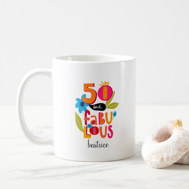 50 und fabelhafte 50. Geburtstag Whimsical Letteri Kaffeetasse (Mit Donut)