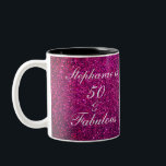 50 und fabelhafte Geburtstag Pink Lila Glitzer Gir Zweifarbige Tasse<br><div class="desc">Mit hübschem,  gürtelnem und wunderschönem rosa lila glitzernden Hintergrund und personalisierter Textvorlage für den Namen,  den Sie bearbeiten können,  ist dies perfekt für die 50. Geburtstagsfeiern oder Geschenke!</div>