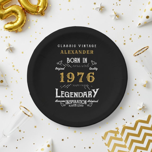 50th Birthday 1976 Legendary Retro Pappteller (1976 black paper plate on a white and gold background.)