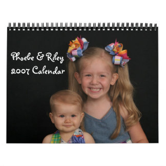 514033929_01, Phoebe u. Kalender Riley2007