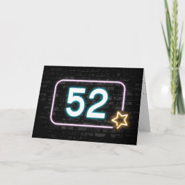 52. Geburtstag Neon Sign auf Brick Wall Karte