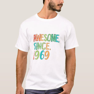 53 Yrs Old Girl Herzstück Blumendekor Funny Phanta T-Shirt