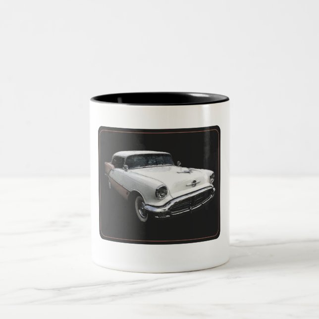56 Olds 88 Zweifarbige Tasse (Mittel)