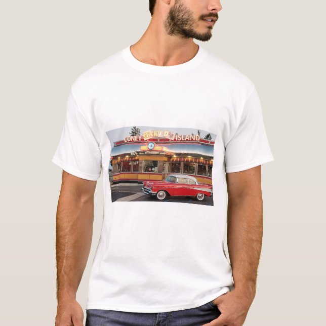 57 Chevy vor den 50er Jahren Coney Island T-Shirt (Vorderseite)