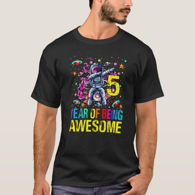 5. Geburtstag als Phantastischer Astronaut T-Shirt (Vorderseite)