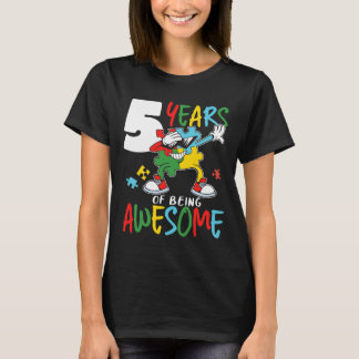 5 Jahre alt Geburtstag Autistischer Junge Autismus T-Shirt