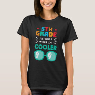 5. Klasse nur Coolere Jungen zurück in die Schule  T-Shirt