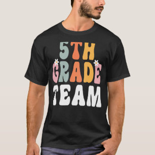 5. Klasse Team Retro Groovy Lehrer glücklich 1. Ta T-Shirt