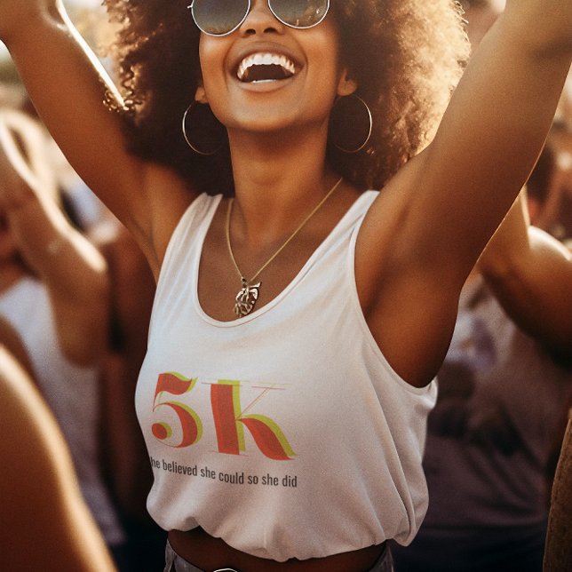 5k Race Running Celebration Bold Yellow Red Text Tank Top (Von Creator hochgeladen)