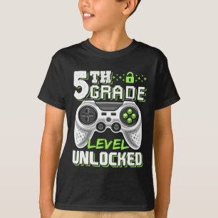 5th Grade Level Unlock Video Game Byck to School T-Shirt