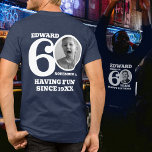 60. Geburtstag doppelseitiger Foto Name weiß Tri-Blend Shirt<br><div class="desc">Herzlichen Glückwunsch zum 60. Geburtstag, weißer Text, Name und zwei Fotos T - Shirt. Fun doppelseitiger 60. personalisierter Foto T - Shirt in fett weißem Text Design. Personalisieren Sie dieses Shirt mit einem Foto des Geburtstags in der Mitte der Zahl 0 auf der Vorderseite und auf der Rückseite. Eine tolle...</div>