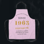60. Geburtstag Geboren 1965 Pink Gray Lady's Schürze<br><div class="desc">Feiern Sie einen 60. Geburtstag mit dieser atemberaubenden rosa und grauen Schürze! Passen Sie diese einmalige Schürze mit Ihrer eigenen Touch an, indem Sie den Namen, das Alter, das Lieblingsangebot oder was auch immer Sie gewollt haben! Es ist das perfekte personalisierte Geschenk für Ihren Liebsten. Ob sie ein Amateur-Koch sind...</div>