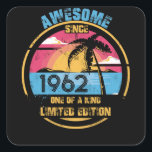 60 Year Old Awesome Since 1962 60th Birthday Quadratischer Aufkleber<br><div class="desc">Awesome tee Ideas People who born in 1962 Retro Vintage Classic Old School 60th Awesome tee Ideas for Men Women. 60 years old awesome vintage birthday. Complete happy birthday decorations .Your birthday party will be funny, awesome, epic & legendary. Summer Cute tee for women men. tee for your next vacation...</div>