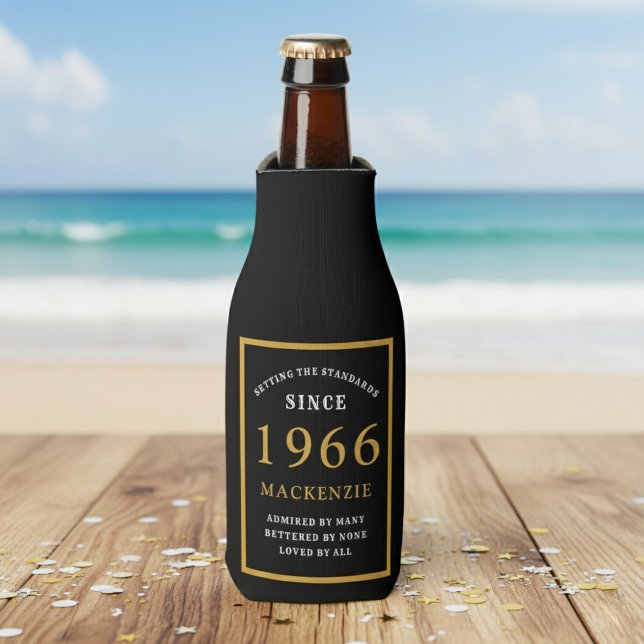 60th Birthday 1966 Name Elegant Chic Black Gold Flaschenkühler (Born 1966 bottle cooler. Beach background.)