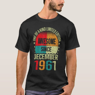 61 Phantastisch Seit Dezember 1961 Vintag 61. B T-Shirt