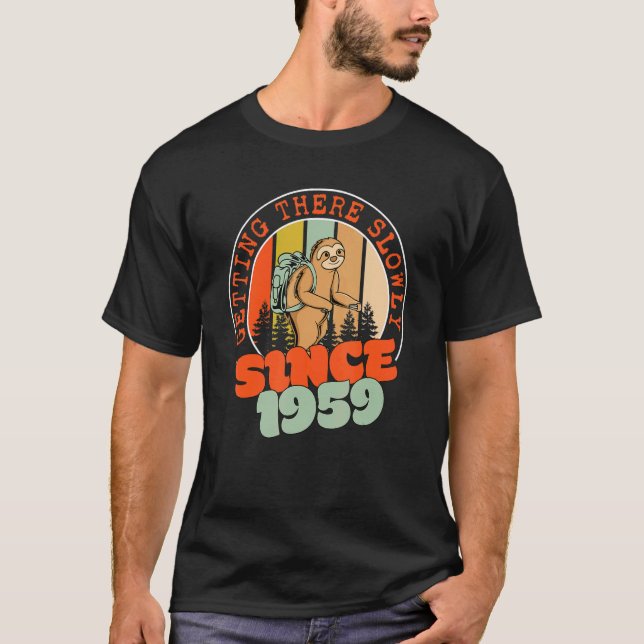 63 Jahre langsamer da 63. Geburtstag T-Shirt (Vorderseite)