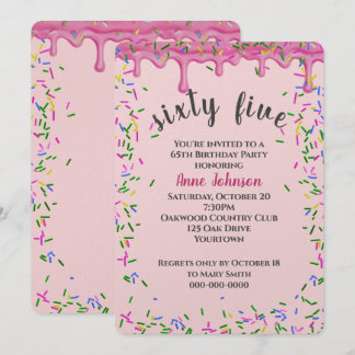 65. Geburtstag rosa Icing und Sprinklen Einladung