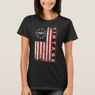 65 Jahre alte Vintage-1957-amerikanische Flagge 65 T-Shirt