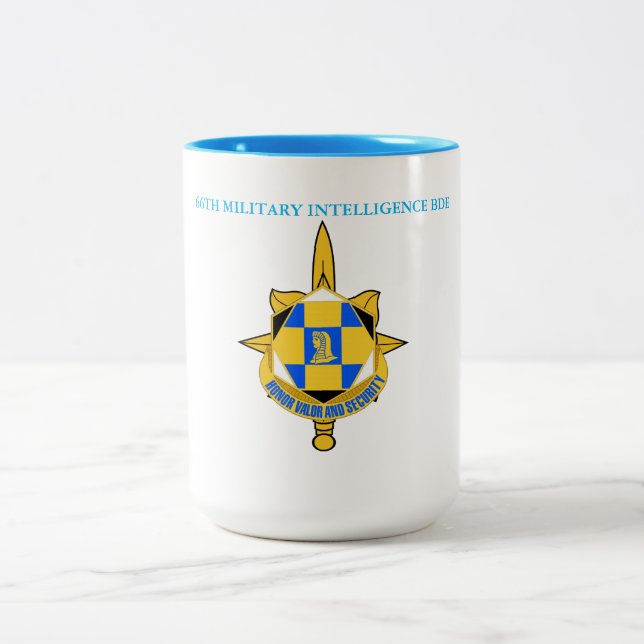 66. MILITÄRISCHE INTELLIGENZBRIGADE  ZWEIFARBIGE TASSE (Mittel)
