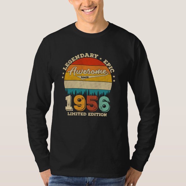 66 Year Old Awesome Since 1956 66th Birthday Gift T-Shirt (Vorderseite)